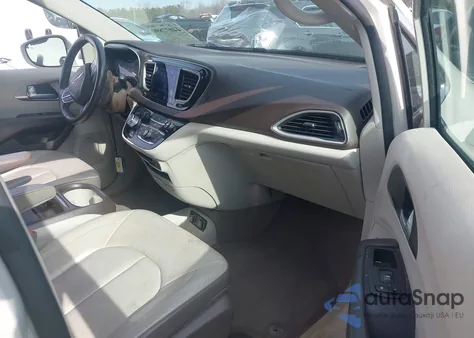 2017 Chrysler Pacifica Touring-L from USA, damaged, VIN 2C4RC1BGXHR688265